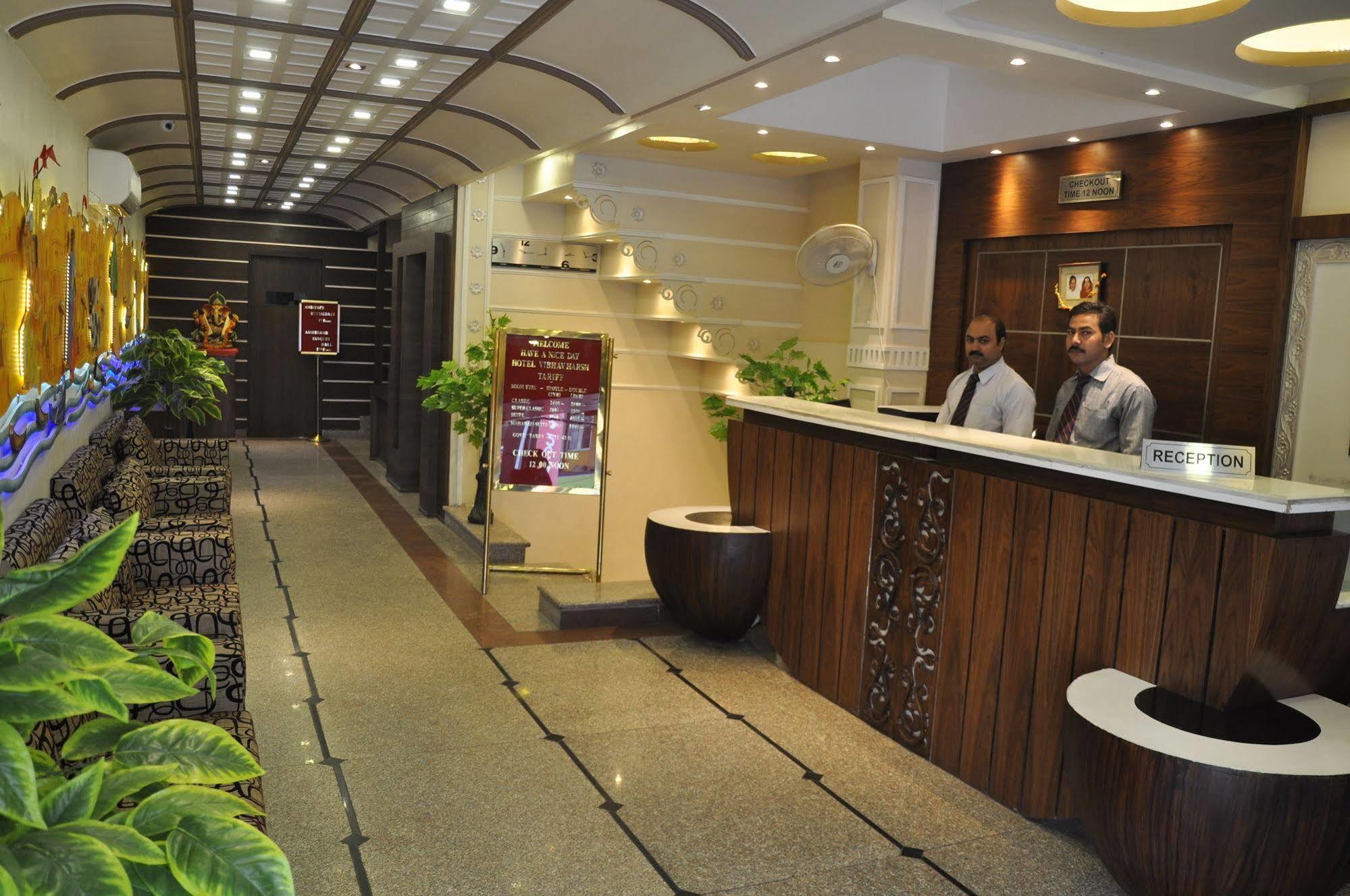 Hotel Vibhav Harsh Benares Buitenkant foto
