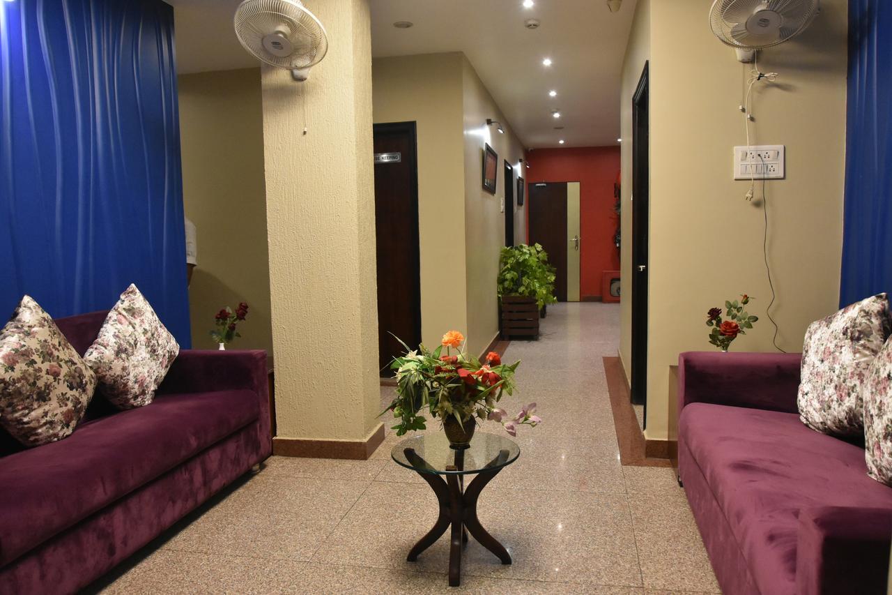 Hotel Vibhav Harsh Benares Buitenkant foto